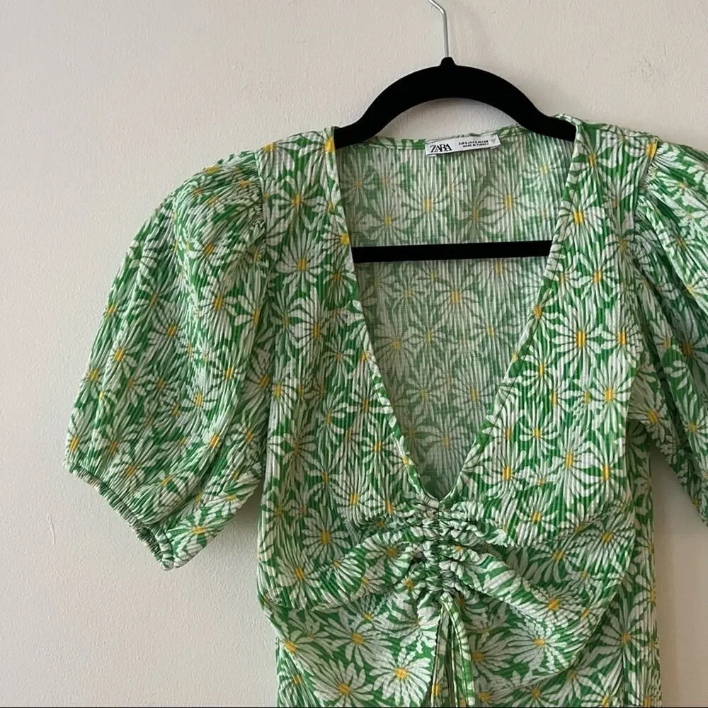Zara Green Floral Puff-Sleeve Ruched Top